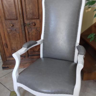 Voltaire simili cuir