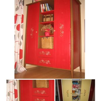 Armoire rouge 1