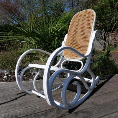 Rocking chair repeint